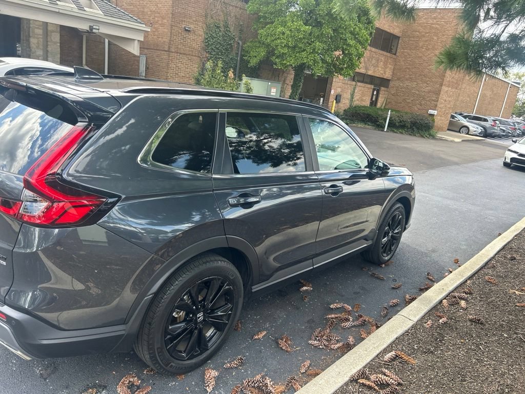 Used 2024 Honda CR-V Sport Touring image 6