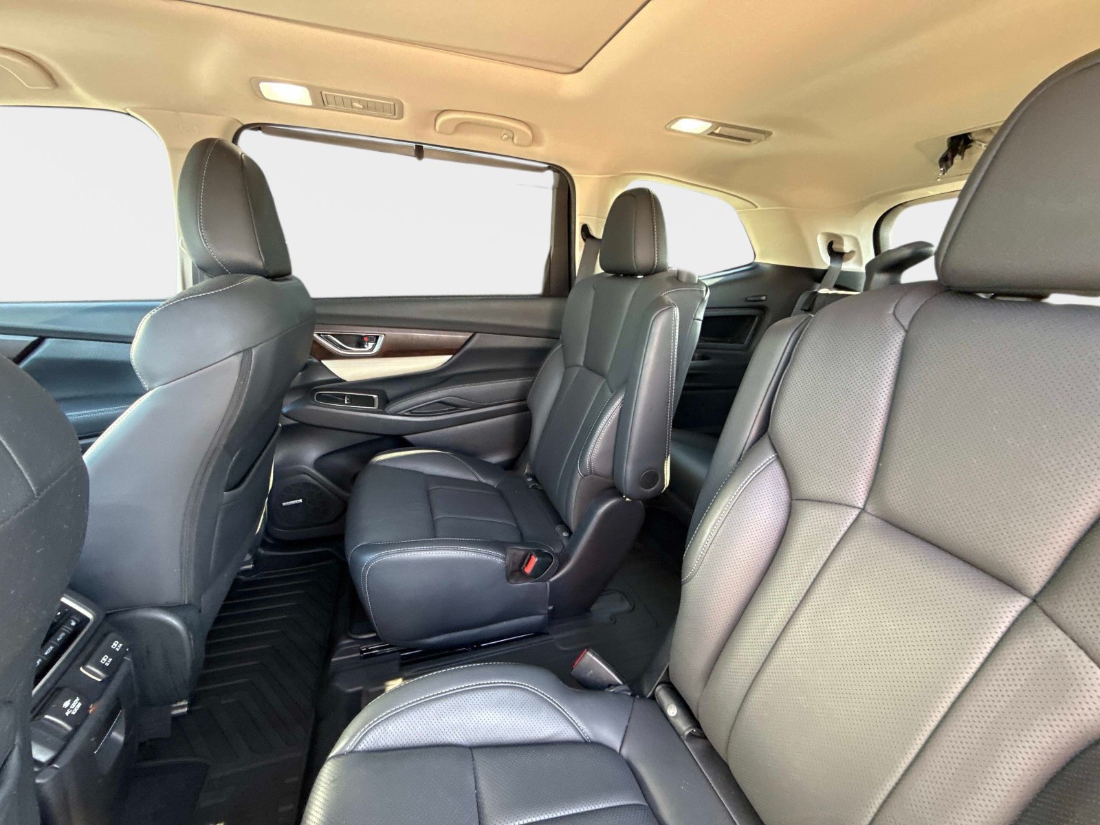 Used 2022 Subaru Ascent Touring w/ Popular Package #2A AWD/4WD image 16