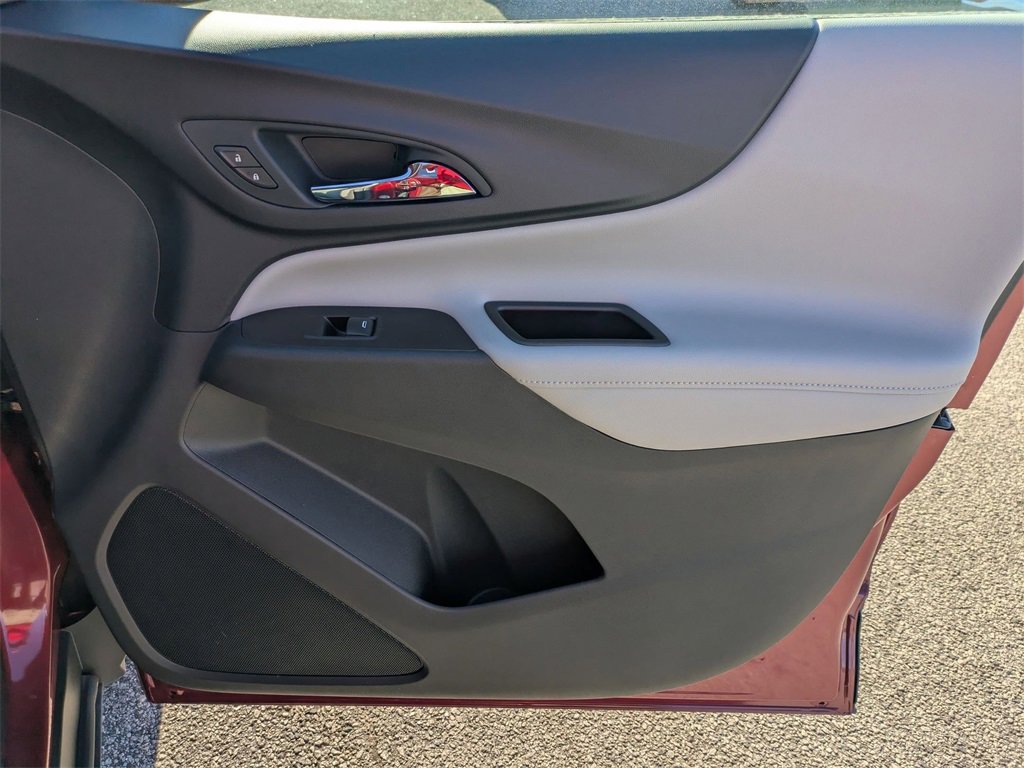 Used 2021 Chevrolet Equinox Premier image 39