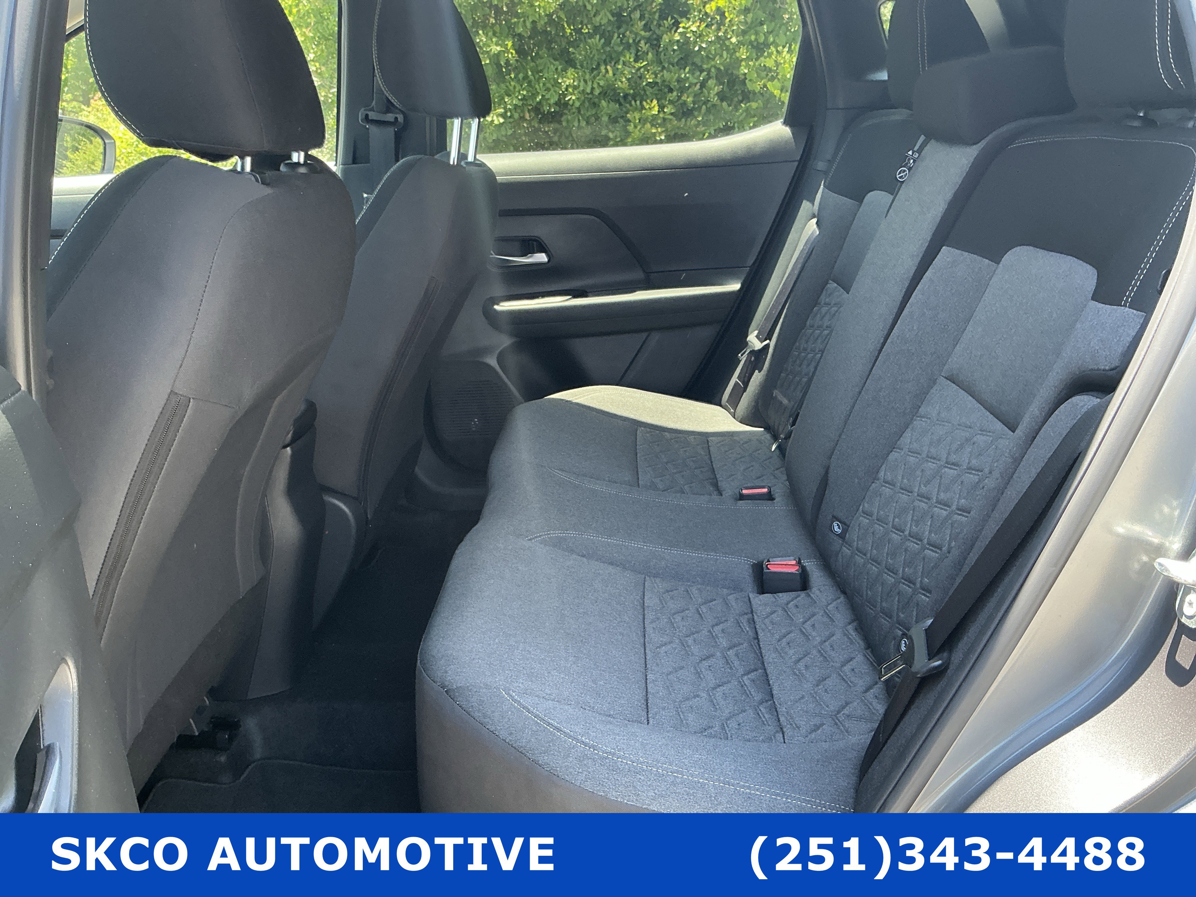 Used 2025 Nissan Kicks SV FWD image 14
