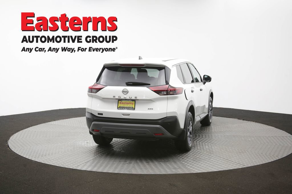 Used 2023 Nissan Rogue S AWD/4WD image 39