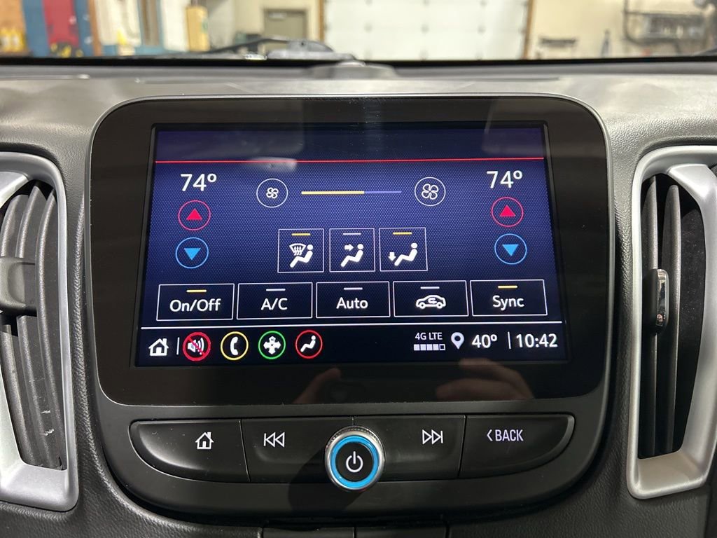 Used 2023 Chevrolet Malibu LT image 28