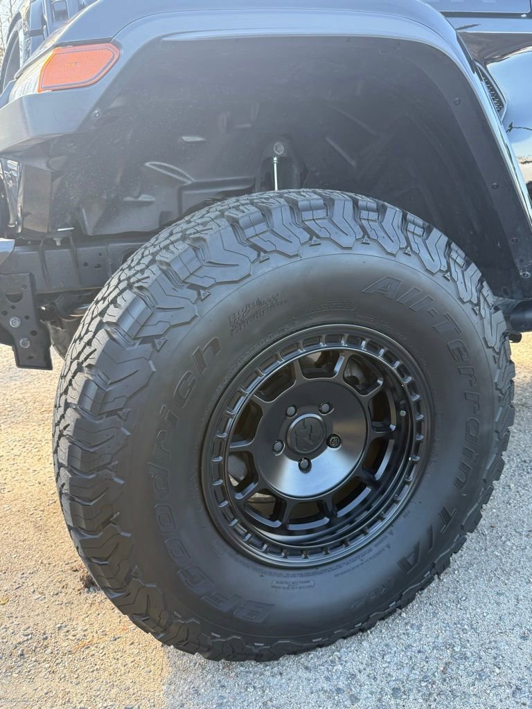 Used 2020 Jeep Gladiator Rubicon w/ LED Lighting Group image 5