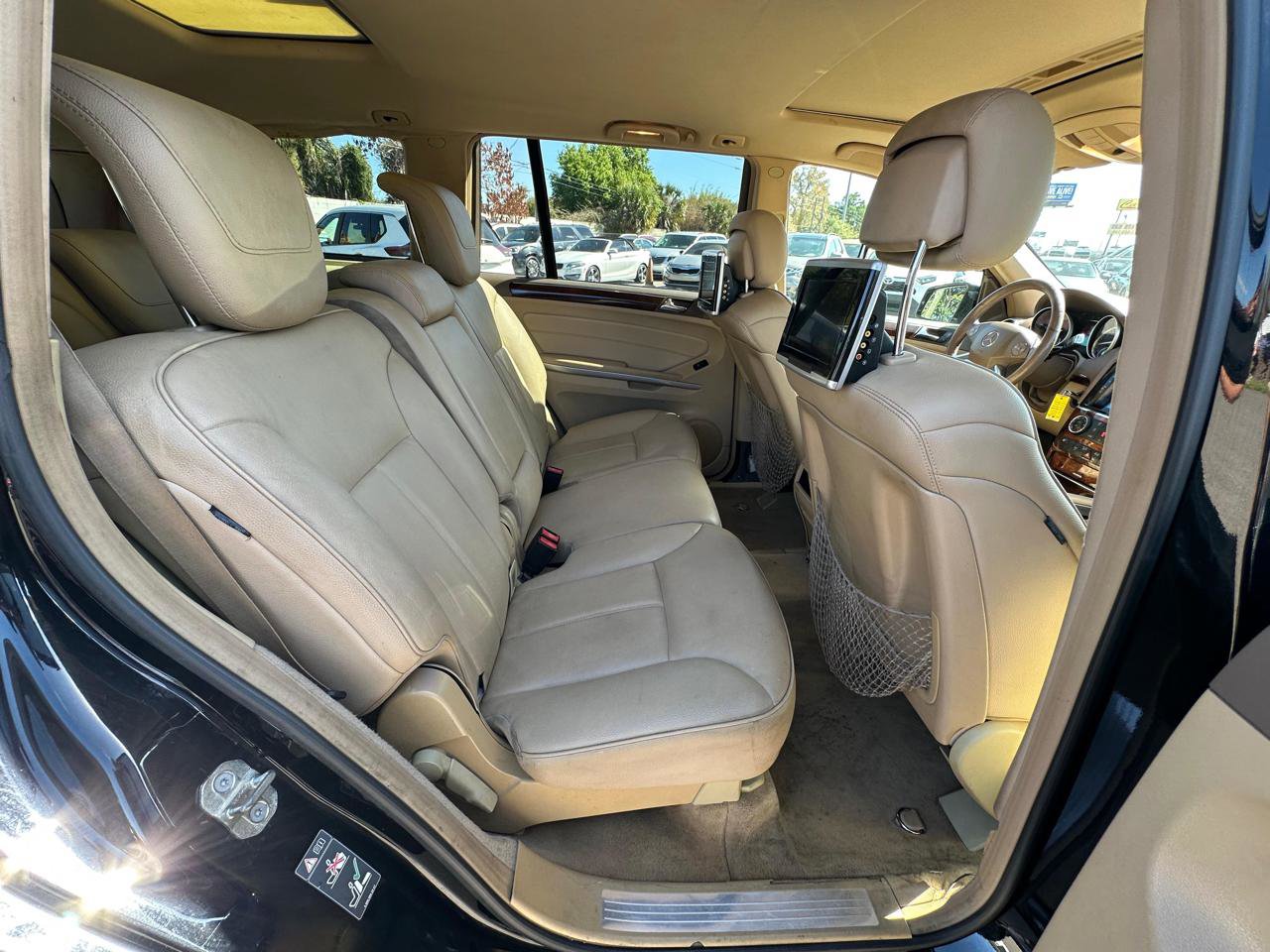 Used 2011 Mercedes-Benz GL 450 4MATIC image 10