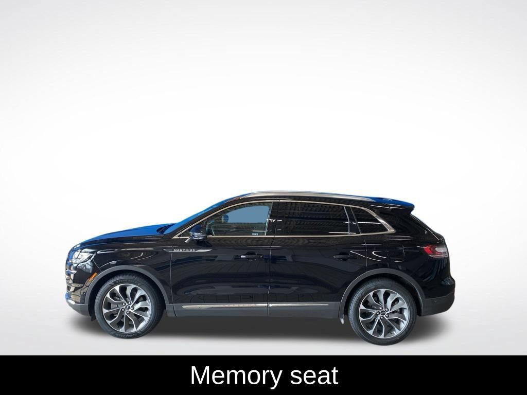 Used 2023 Lincoln Nautilus Reserve w/ Equipment Group 201A AWD/4WD image 19