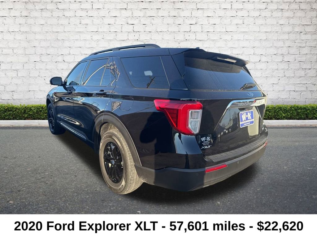 Used 2020 Ford Explorer XLT image 6