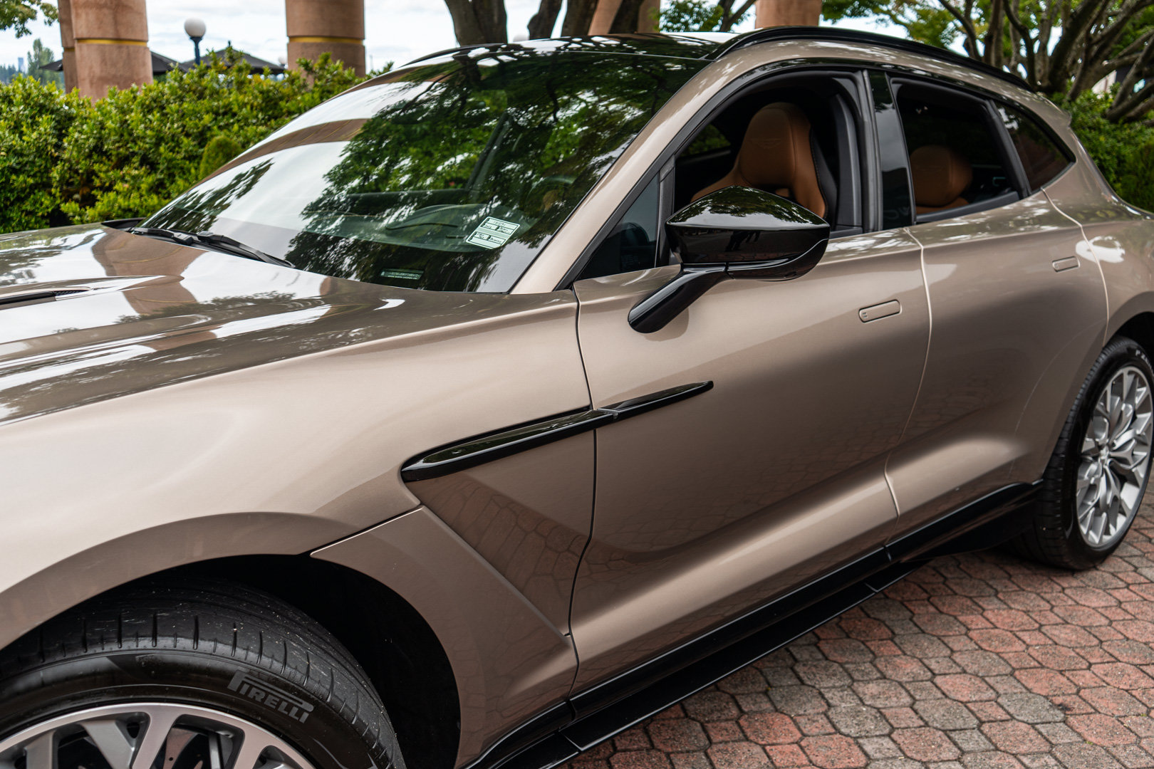 Used 2023 Aston Martin DBX 707 AWD/4WD image 42