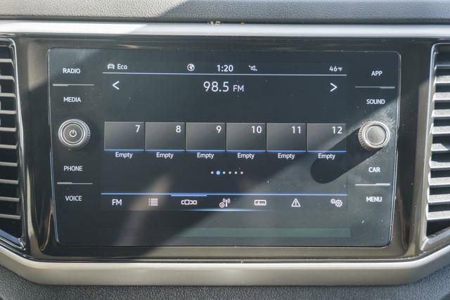 Used 2023 Volkswagen Atlas Cross Sport SE w/ Panoramic Sunroof Package image 16