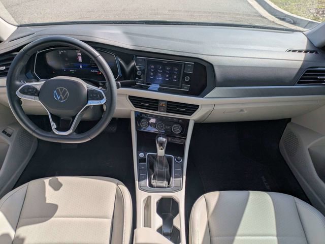 Used 2023 Volkswagen Jetta SE FWD image 12