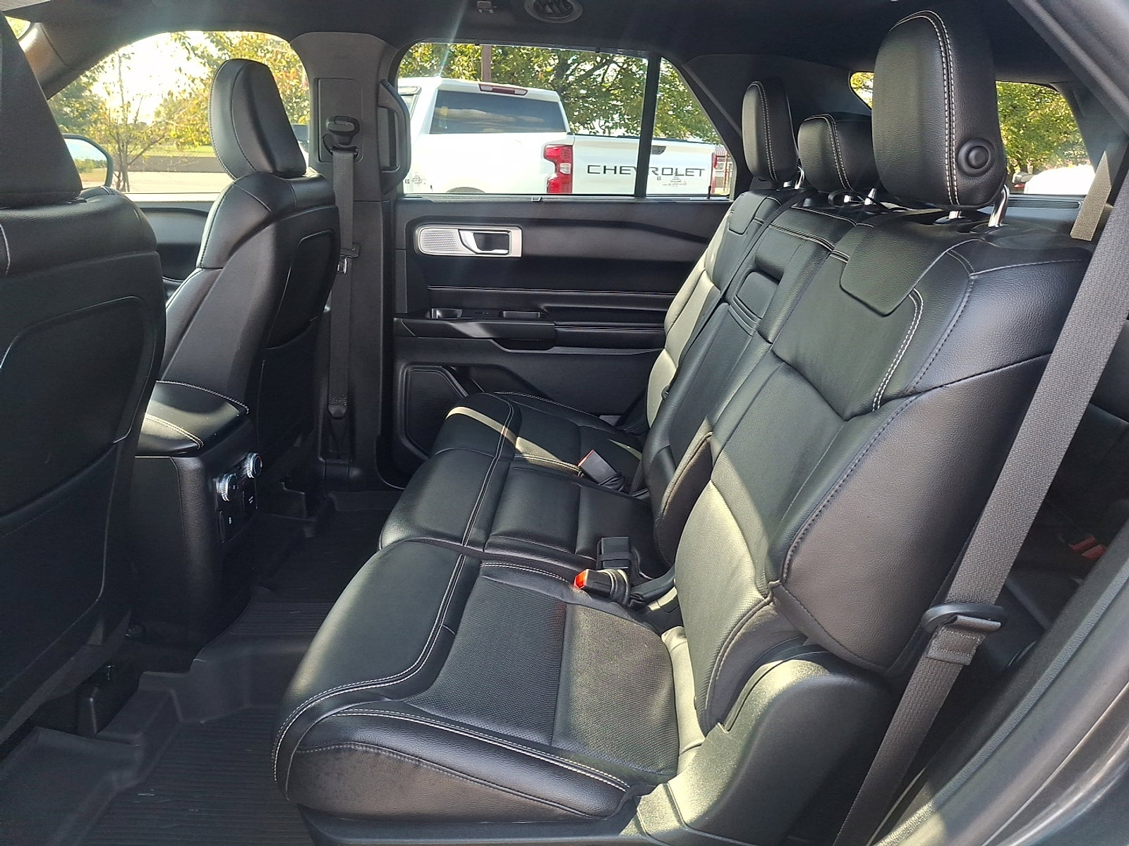 Used 2020 Ford Explorer ST w/ Premium Technology Package AWD/4WD image 10