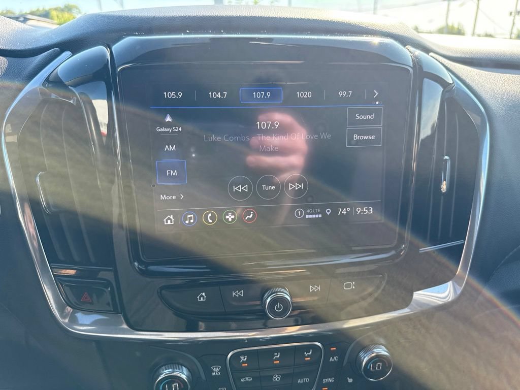 Used 2023 Chevrolet Traverse LT w/ Midnight/Sport Edition AWD/4WD image 12