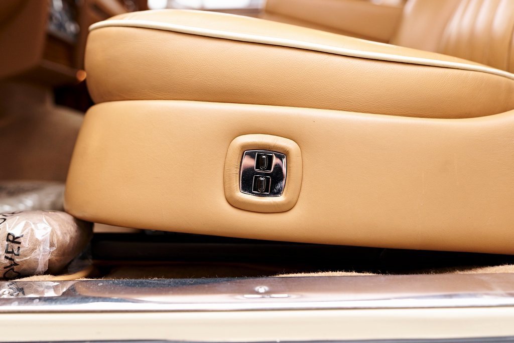 Used 1990 Rolls-Royce Silver Spur II image 52