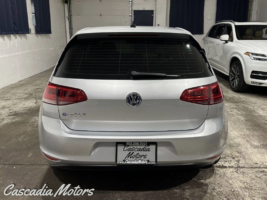 Used 2016 Volkswagen e-Golf SEL Premium image 6