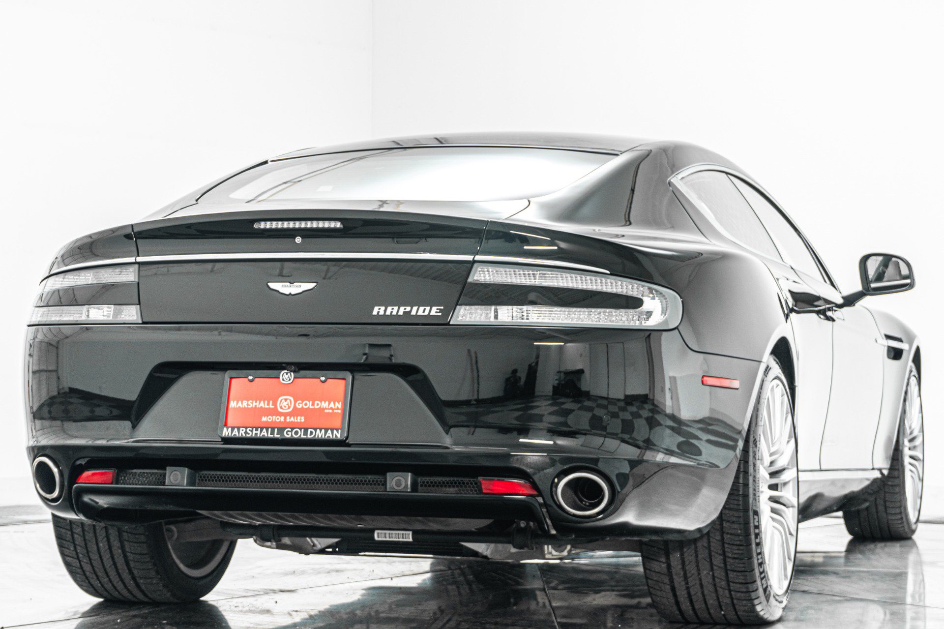 Used 2012 Aston Martin Rapide RWD image 9