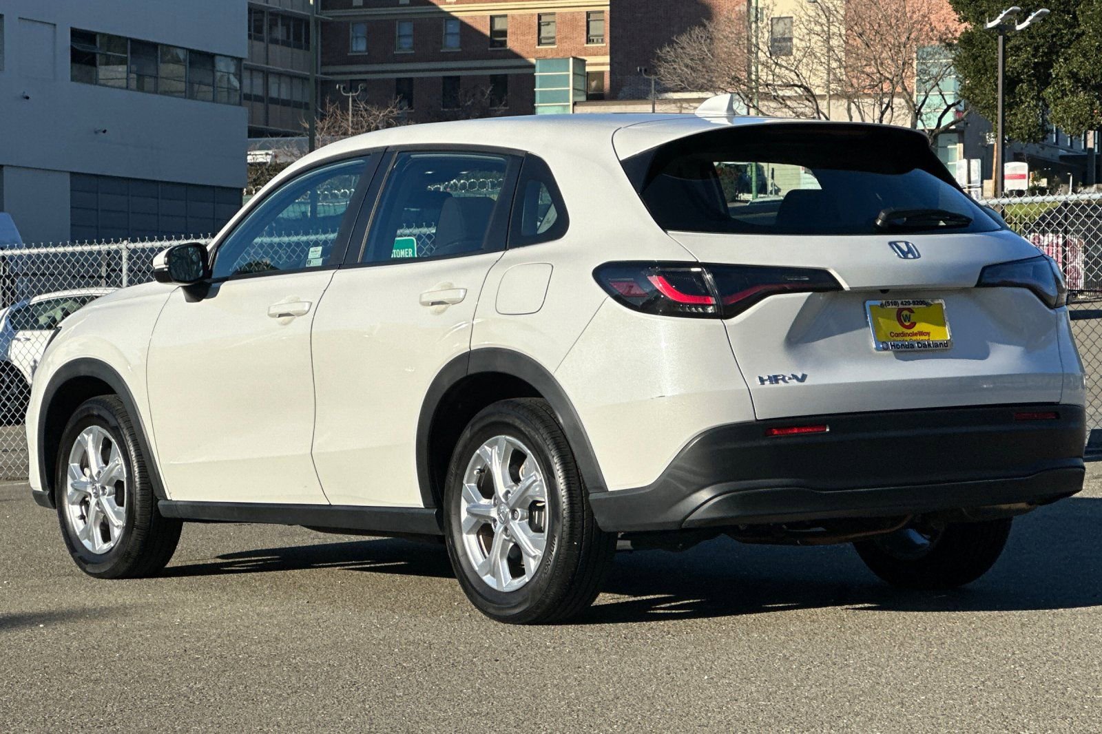 Used 2023 Honda HR-V LX image 6