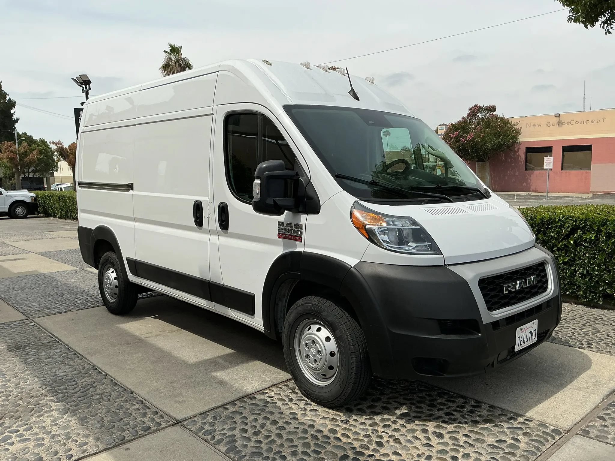 Used 2022 RAM ProMaster 2500 FWD image 3