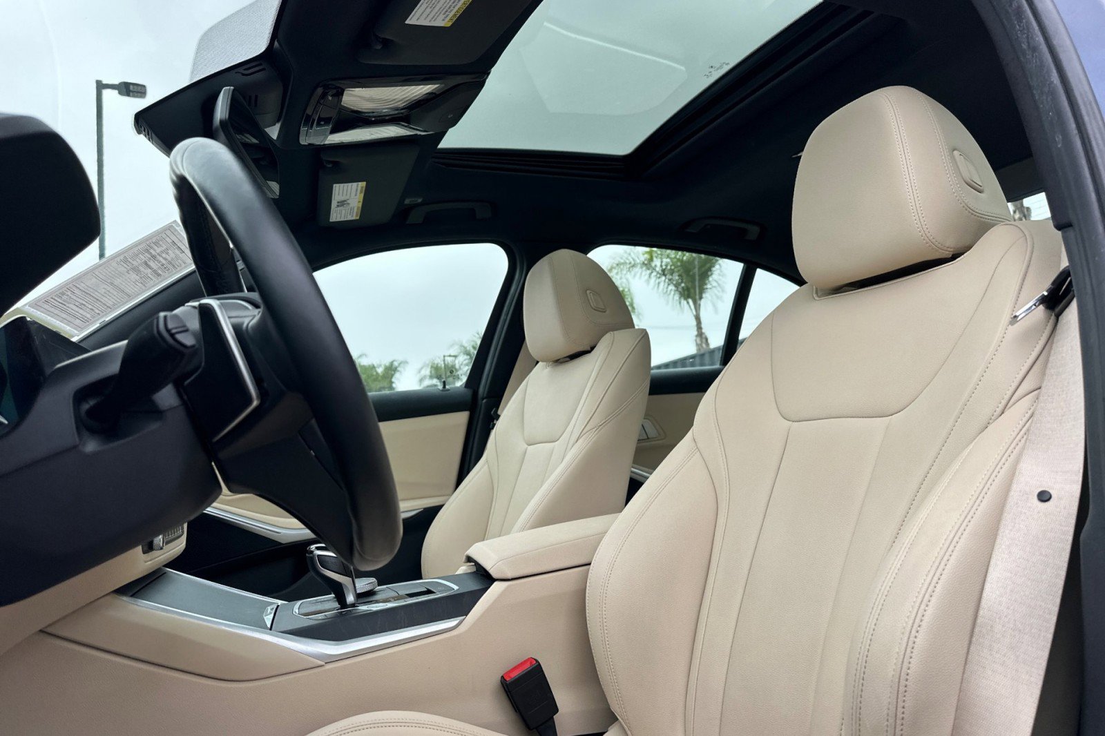 Used 2021 BMW 330i xDrive 330i xDrive w/ Premium Package image 5