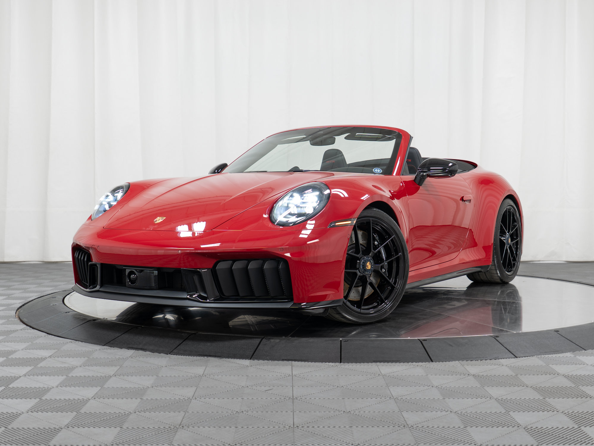 Used 2026 Porsche 911 Carrera 4 GTS AWD/4WD image 37