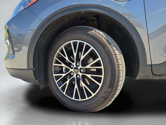 Used 2025 Ford Escape SE FWD image 41