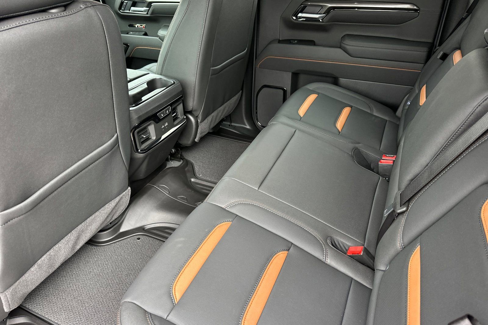 New 2026 GMC Sierra 1500 AT4 image 13