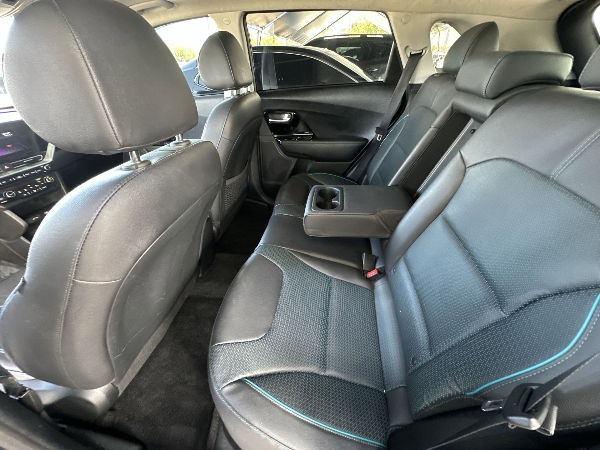 Used 2022 Kia Niro EX Premium w/ Cold Weather Package image 27