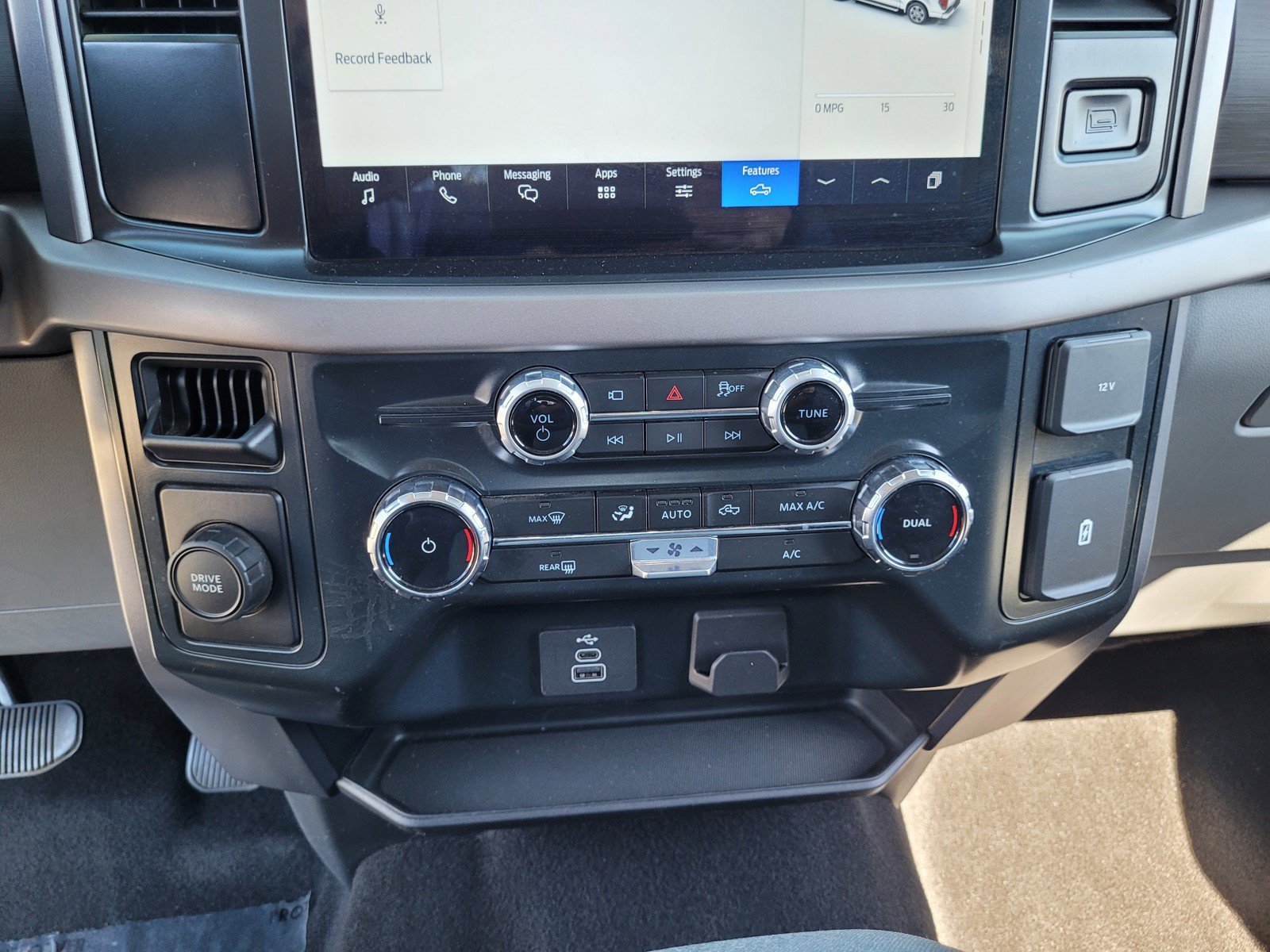 Used 2025 Ford F150 XLT w/ Equipment Group 301A Standard RWD image 19