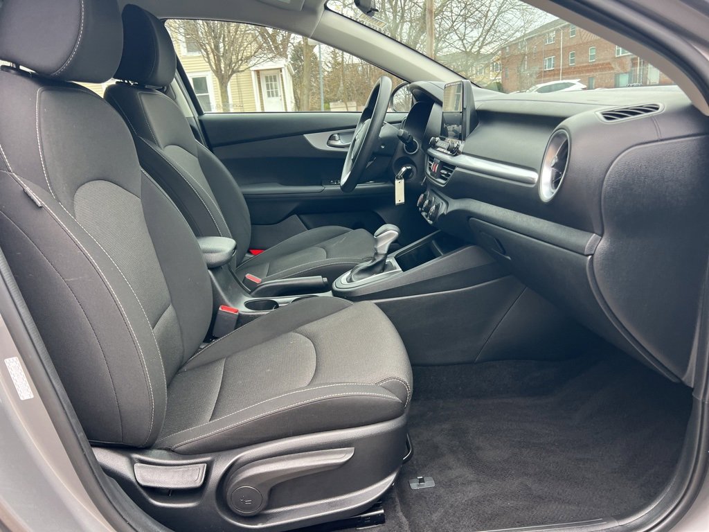 Certified 2023 Kia Forte LXS w/ LXS Technology Package image 25