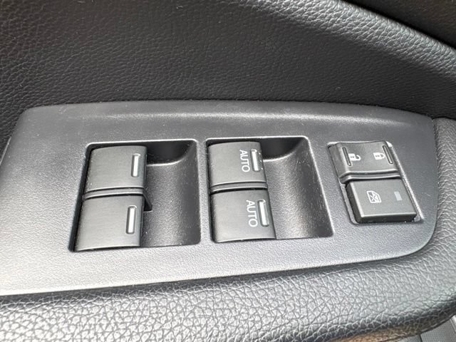 Used 2019 Honda Pilot Elite image 9
