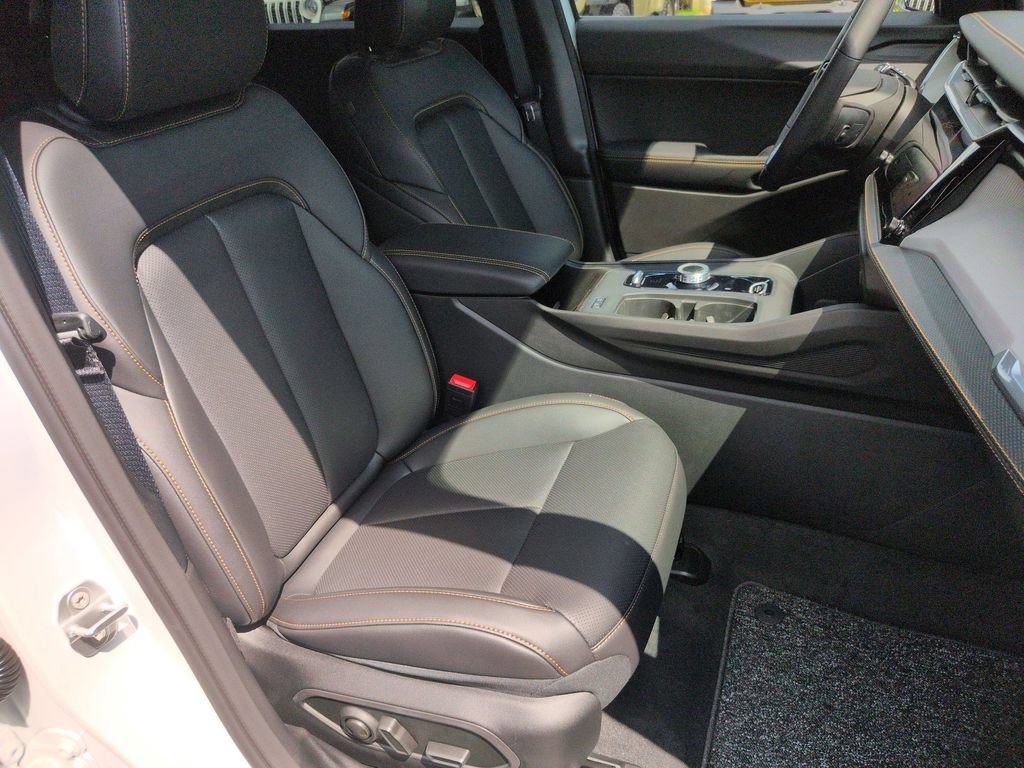 New 2026 Jeep Cherokee Limited AWD/4WD image 34