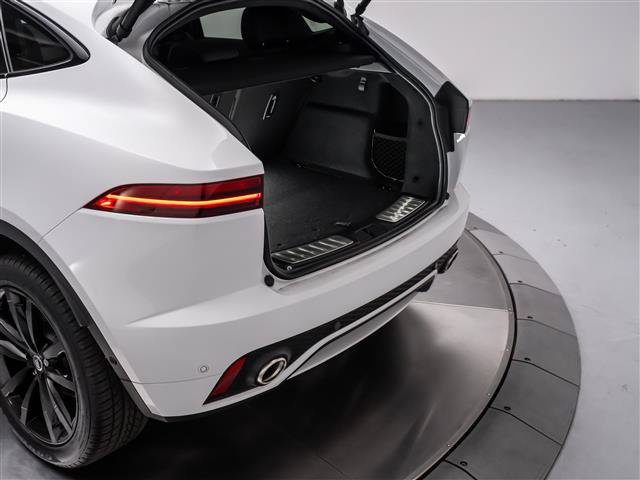 New 2024 Jaguar E-PACE R-Dynamic SE AWD/4WD image 32
