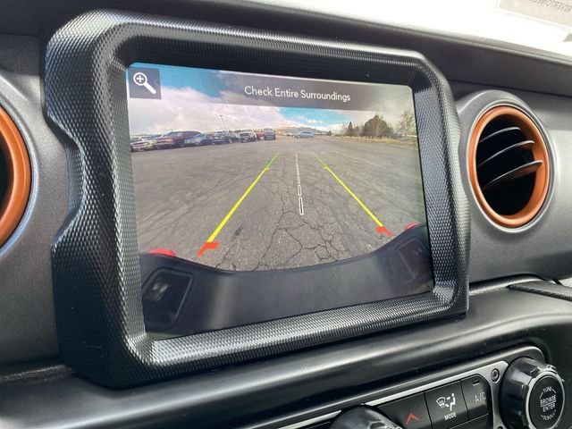 Used 2023 Jeep Gladiator Mojave w/ Trailer Tow Package AWD/4WD image 17