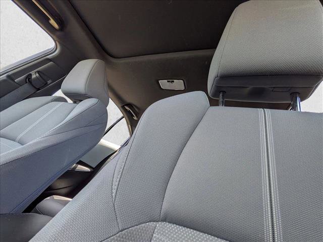 Used 2021 Toyota Corolla SE w/ SE Premium Package image 14
