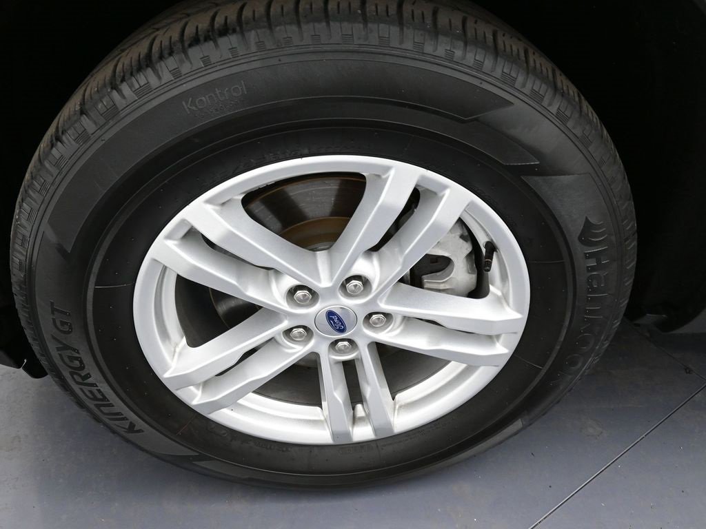 Certified 2022 Ford Explorer XLT w/ Class IV Trailer Tow Package image 37