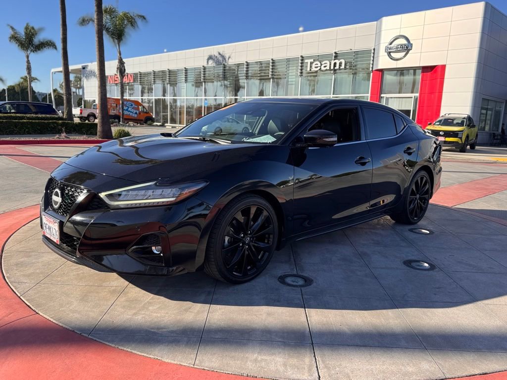 Certified 2023 Nissan Maxima SR w/ Sport Mat Group image 4