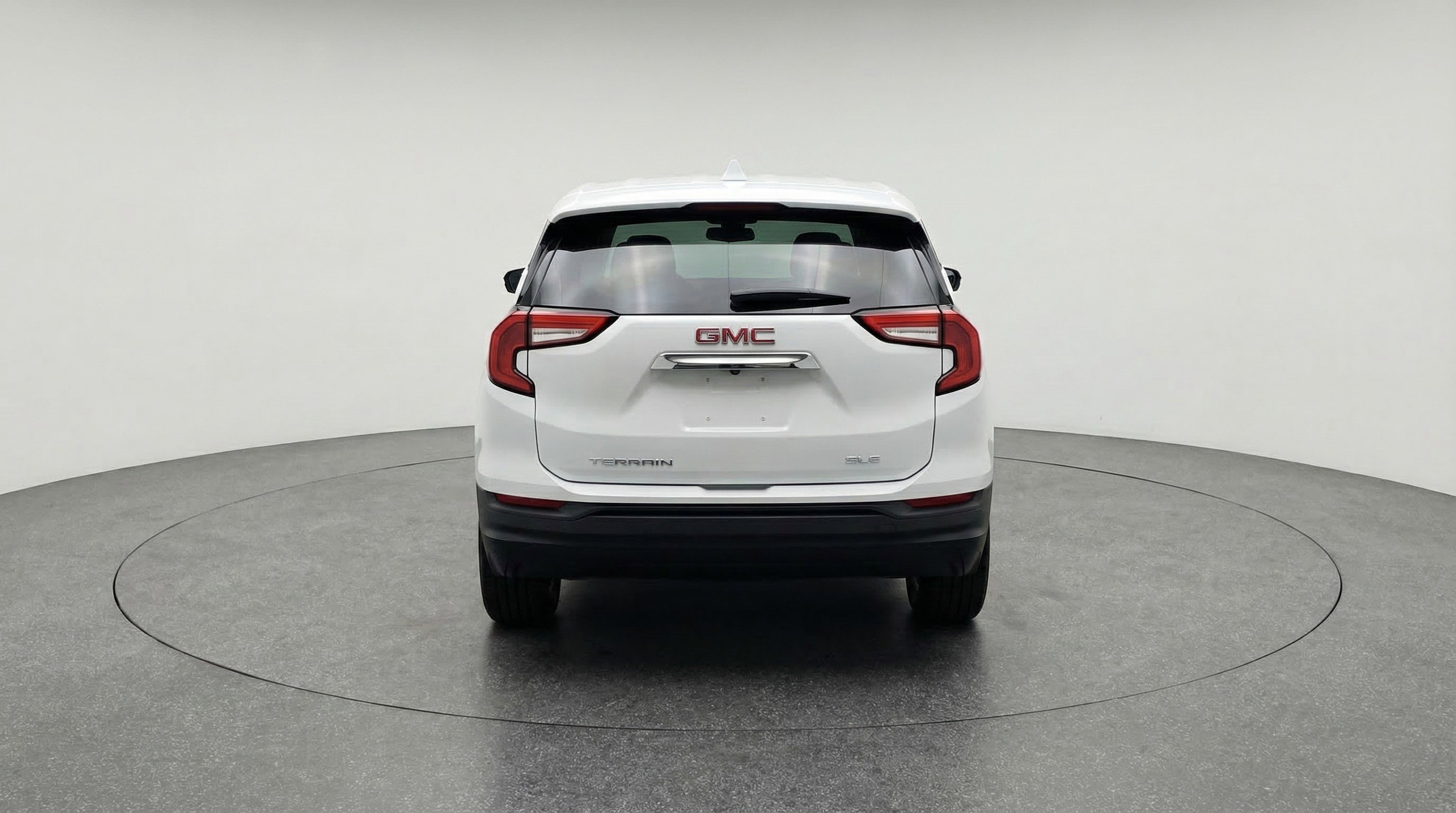 Used 2024 GMC Terrain SLE image 7