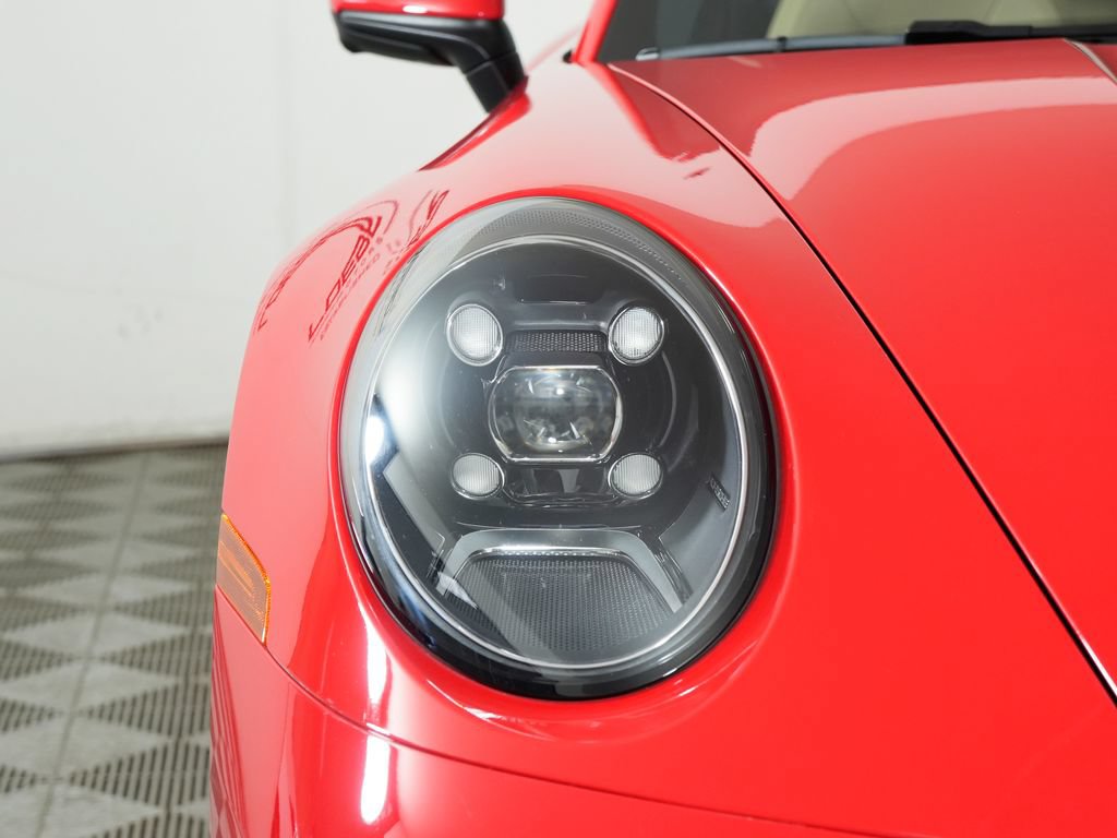 Certified 2024 Porsche 911 Carrera RWD image 11