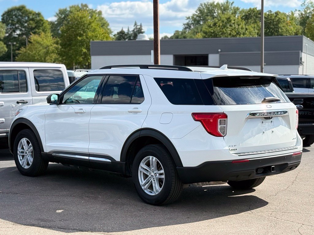 Certified 2024 Ford Explorer XLT w/ Class IV Trailer Tow Package AWD/4WD image 35