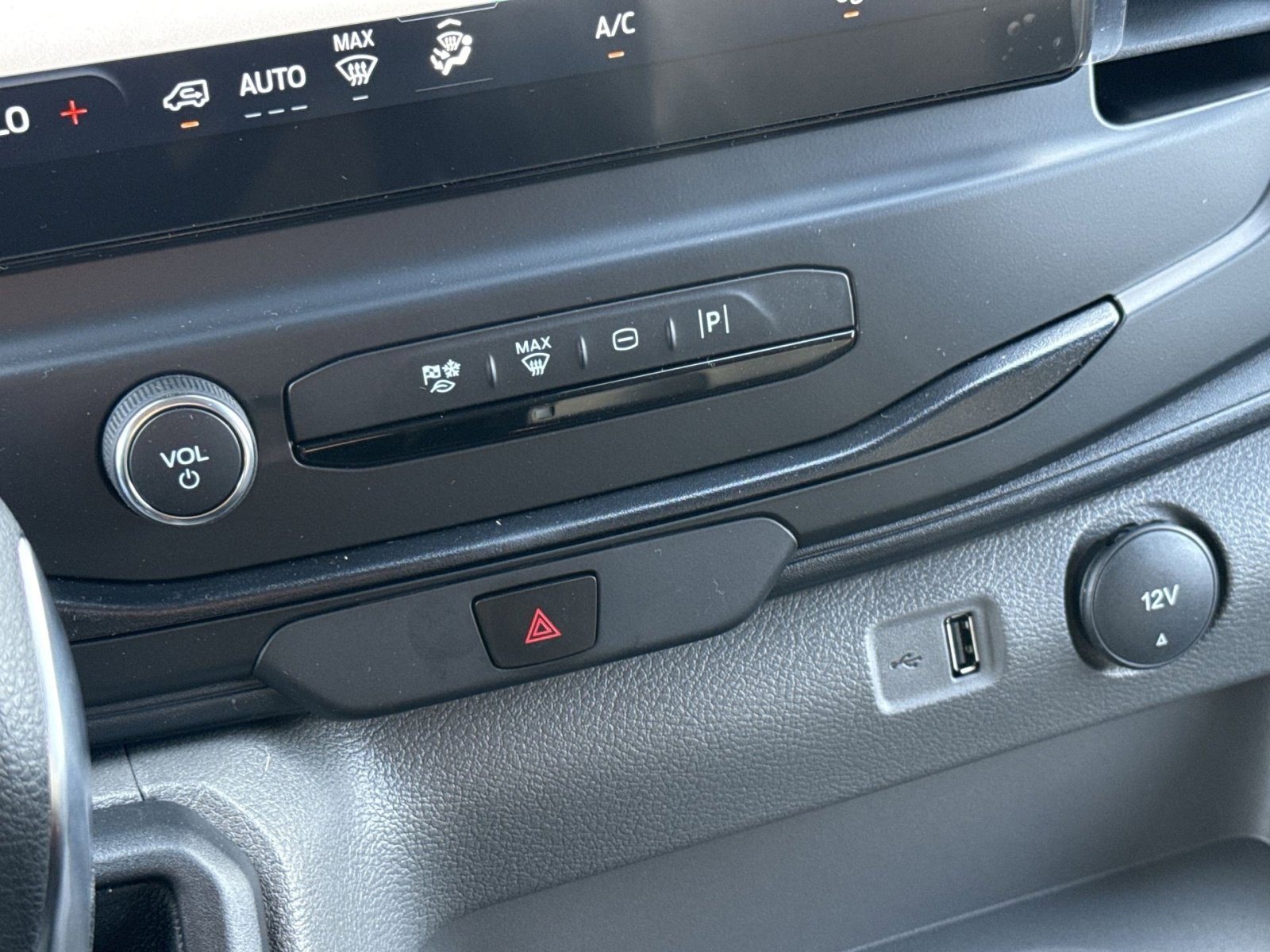 New 2026 Ford Transit 150 Low Roof image 27