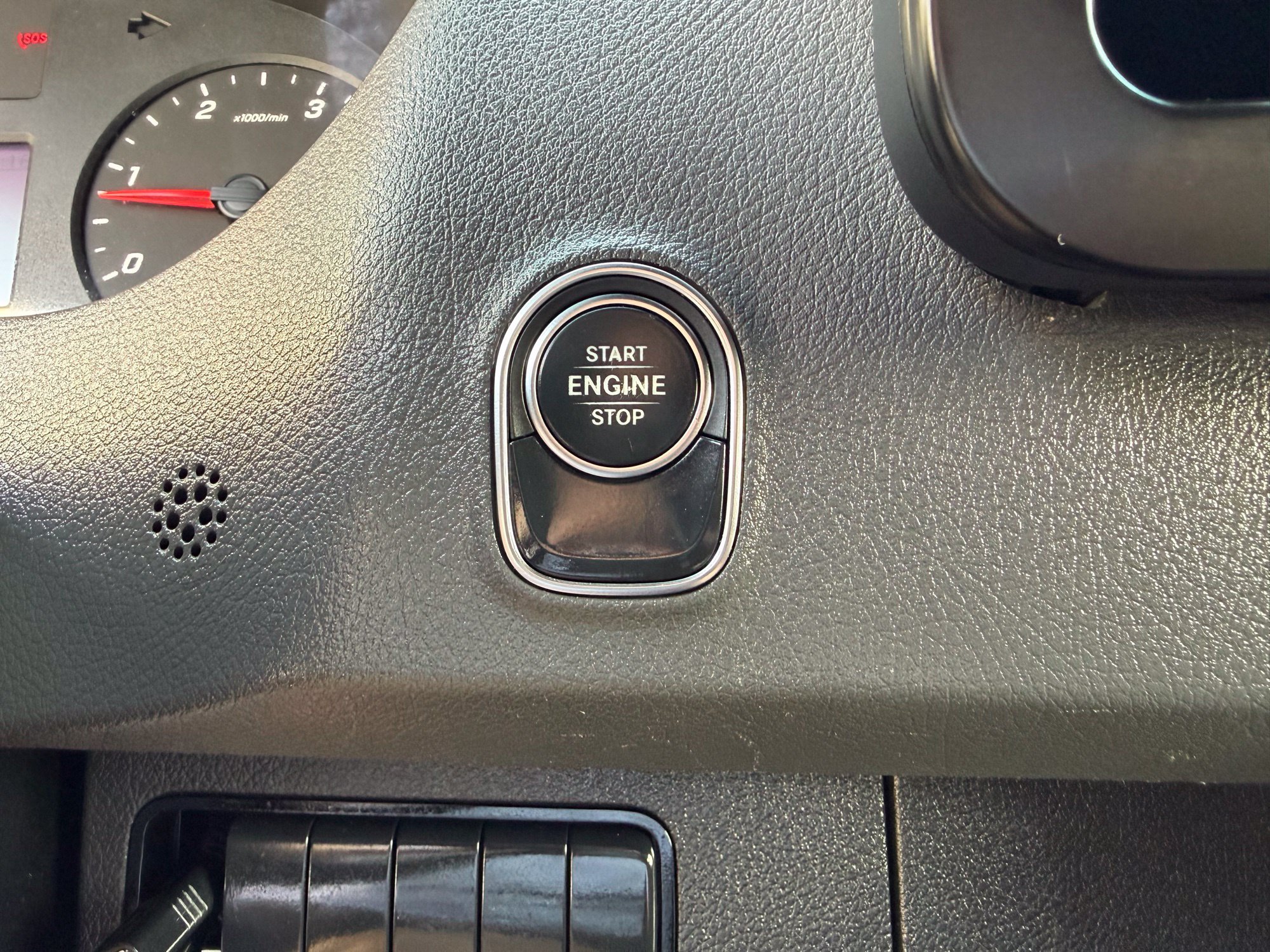Used 2019 Mercedes-Benz Sprinter 2500 image 20