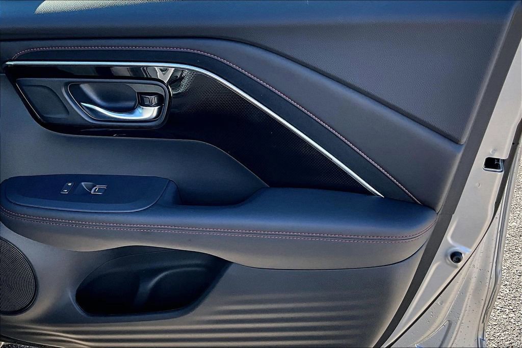 Certified 2025 Acura MDX w/ Technology Package image 25