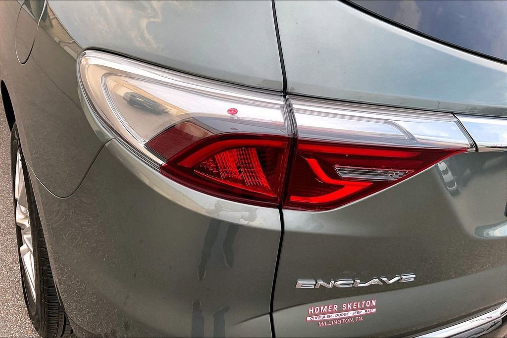 Used 2023 Buick Enclave Essence w/ Experience Buick Package image 29