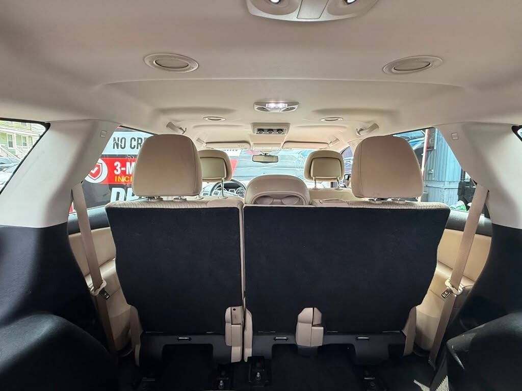 Used 2013 Dodge Journey SXT w/ Flexible Seating Group FWD image 27