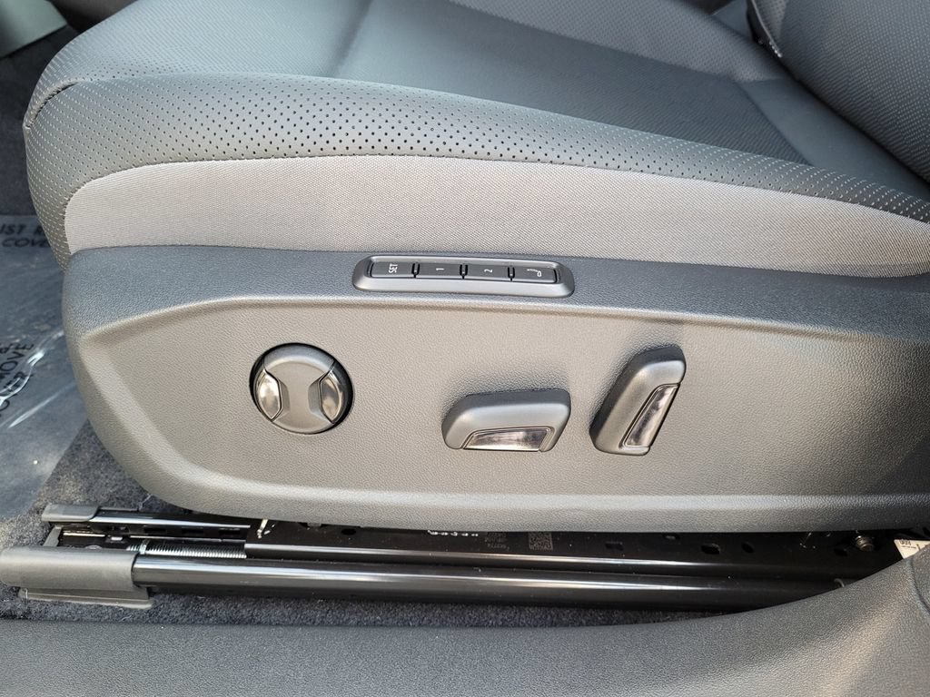 New 2026 Volkswagen ID.4 Pro S RWD image 12