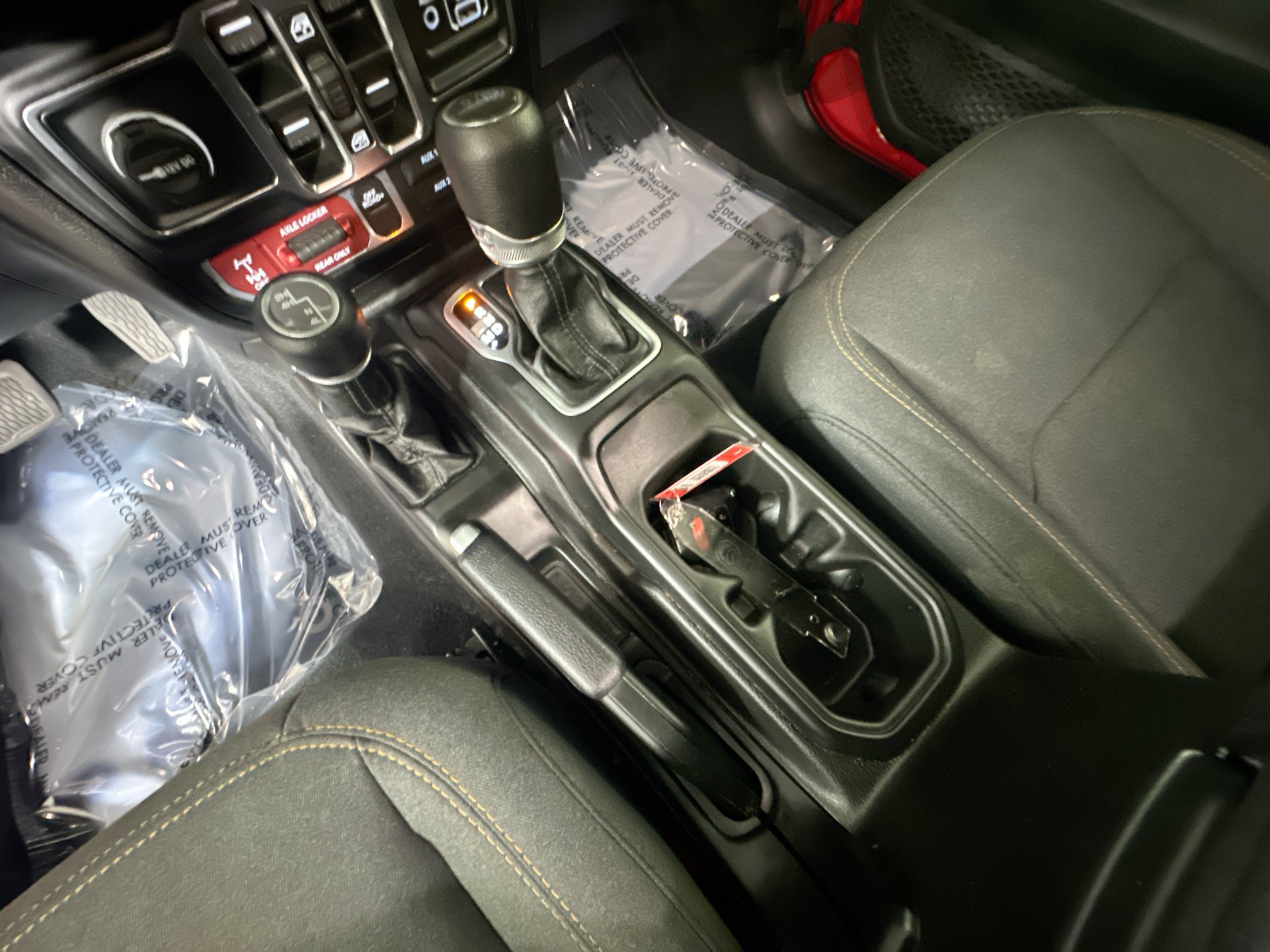 Used 2024 Jeep Gladiator Sport AWD/4WD image 22