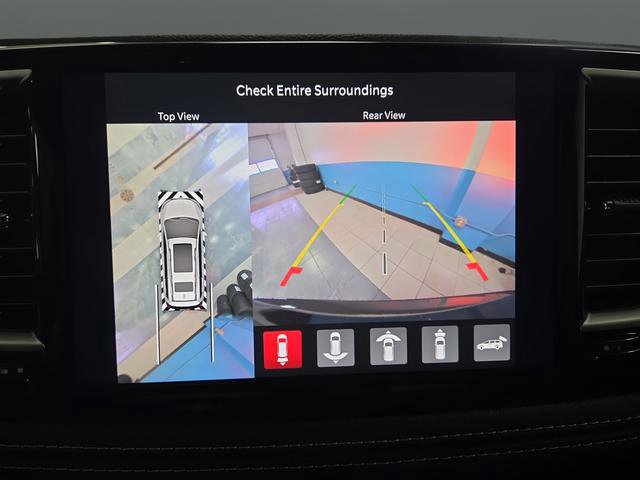 New 2026 Chrysler Pacifica Select w/ S Appearance Package image 9