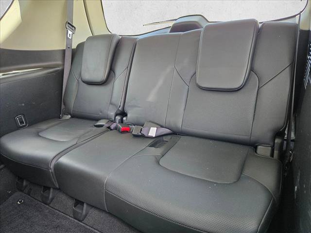 Used 2019 INFINITI QX80 Luxe w/ All-Season Package RWD image 20