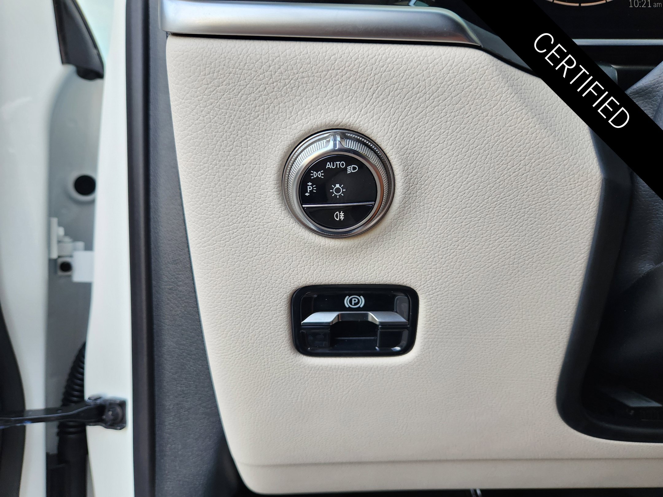Certified 2026 Mercedes-Benz GLC 300 image 23