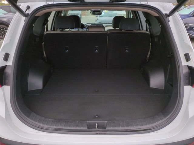 Used 2023 Hyundai Santa Fe SEL w/ Cargo Package image 12
