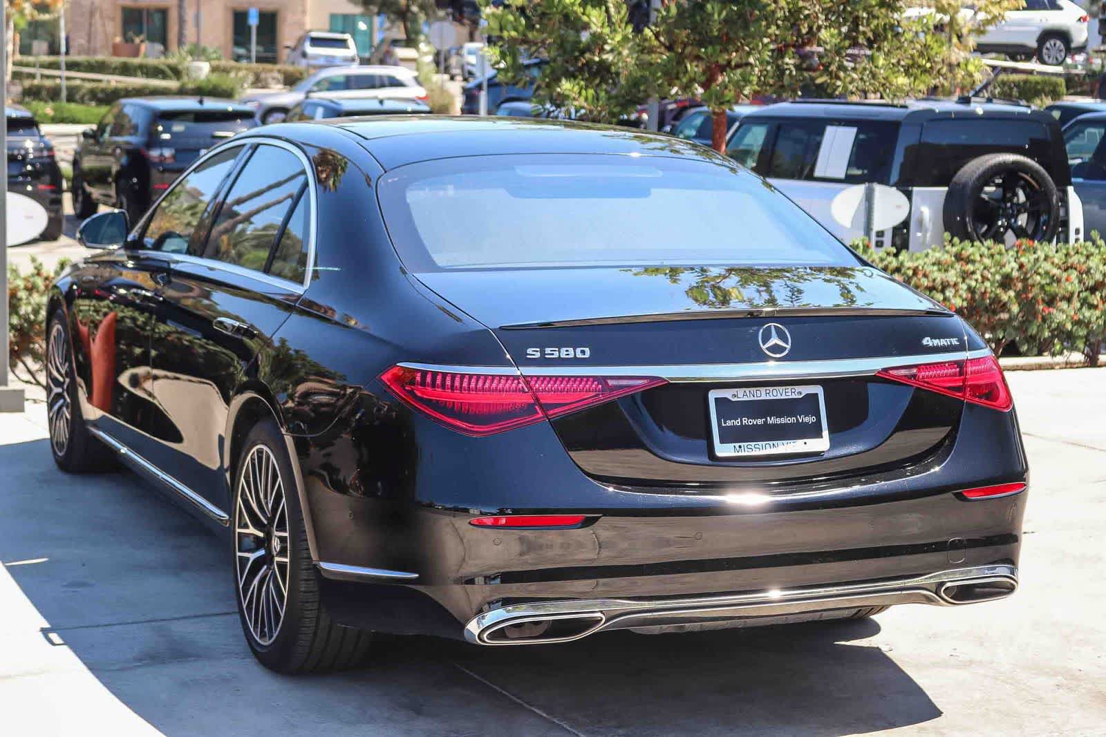Used 2023 Mercedes-Benz S 580 4MATIC Sedan image 4