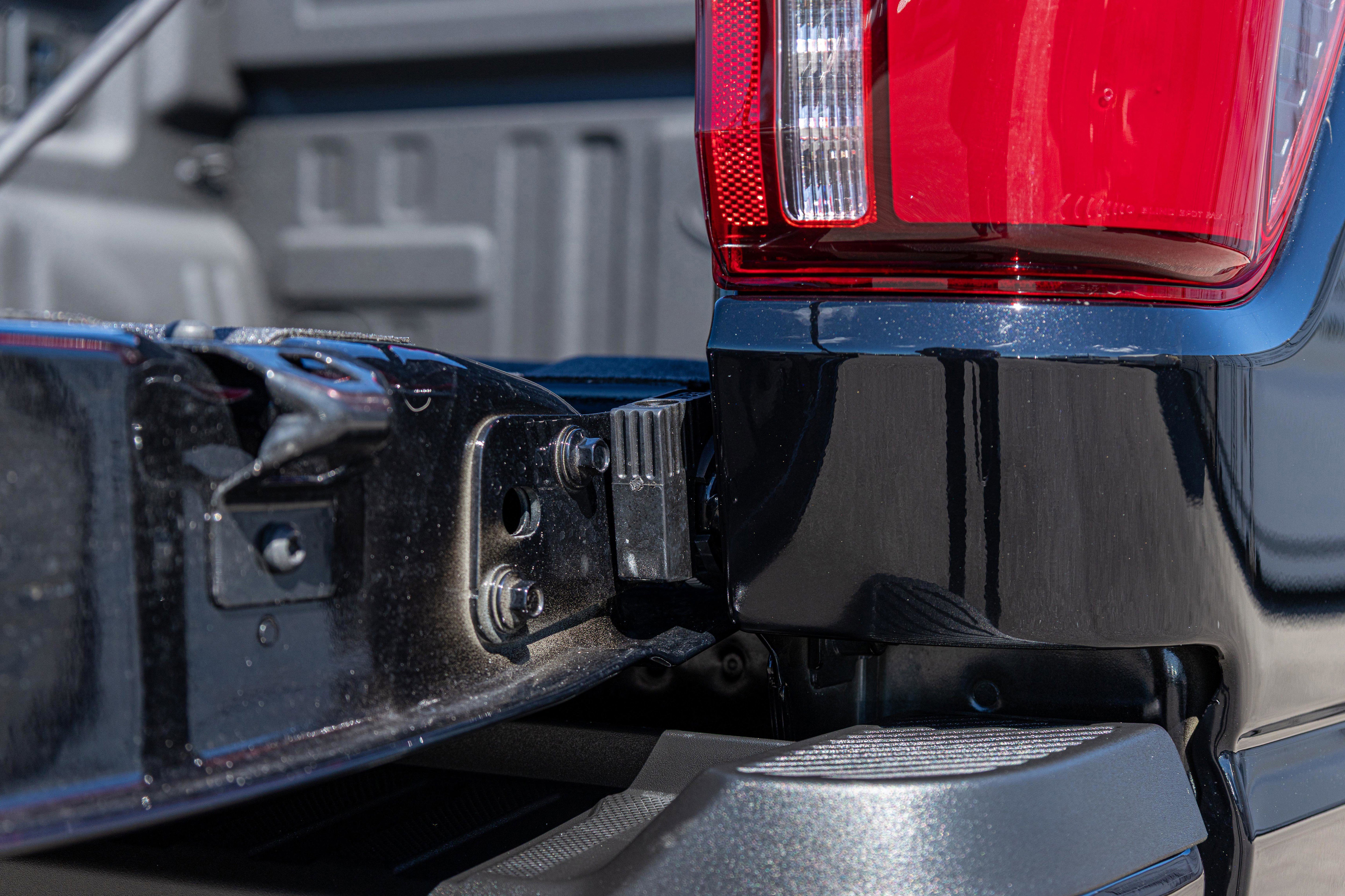 New 2025 Ford F150 Lariat w/ Equipment Group 502A High image 26